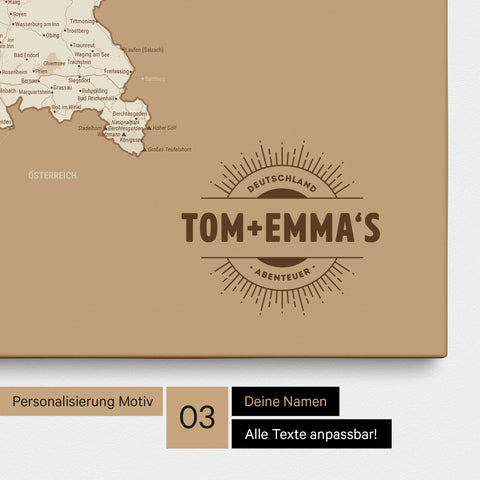 Deutschland-Karte als Pinn-Leinwand in Treasure Gold mit eingedruckten Namen als Logo in Form einer Sonne