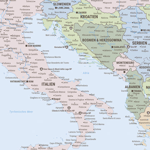 Carte d'Europe TRAVEL® Poster premium – Multicolor Atlas (Carte politique)