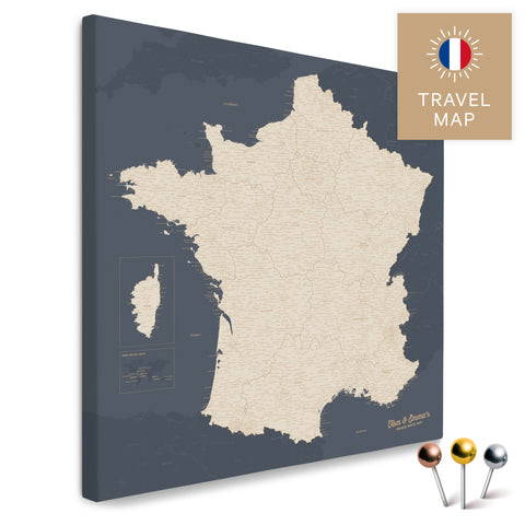 Carte de France en couleur Hale Navy dans un design moderne et minimaliste sous forme de toile pour épingler des voyages et des lieux