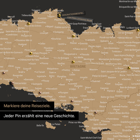 Carte de France moderne en couleur Sonar Black en tant que Carte à épingles montrant un extrait de la Bretagne, où les destinations de voyage déjà visitées sont marquées par des épingles