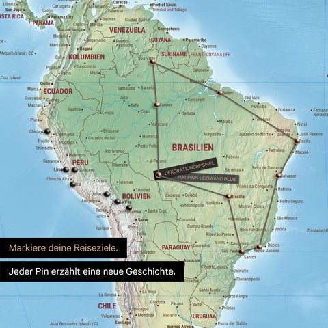 Detail einer physischenWeltkarte in der Equal-Earth-Projektion als Pinn-Leinwand in der Farbe Multicolor Terra, die eine abgesteckte Reiseroute in Südamerika durch die Länder Brasilien, Peru und Ecuador zeigt