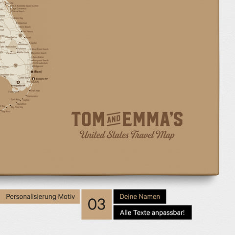 Pinnwand Leinwand einer USA Amerika Karte in Treasure Gold mit eingedrucktem Logo „United States"