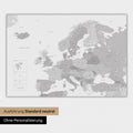 Neutrale und schlichte Ausführung einer magnetischen Europakarte in Multicolor Gray