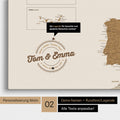 Europakarte Pinn-Leinwand in Bronze mit Personalisierung als rundes Logo, das eine Legende für bereits besuchte Reiseziele im Rundtext beinhaltet