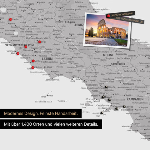 Italien Landkarte in Hellgrau als Leinwand zum Pinnen zeigt einen Ausschnitt von Rom, Abruzzien und Kampanien mit vielen Details wie Nationalparks, Flüssen und zahlreichen kleinen Orten und Städten, die teilweise mit Pins markiert sind