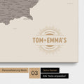Österreich-Karte als Pinn-Leinwand in Warmgray (Braun-Grau) mit eingedruckten Namen als Logo in Form einer Sonne