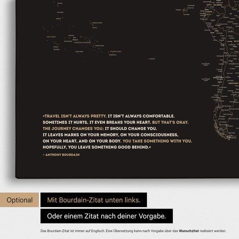 Carte du monde FINELINE en Sonar Black avec une citation imprimée d'Anthony Bourdain, pouvant être remplacée par n'importe quelle autre citation