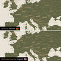 Vergleich einer Weltkarte Leinwand in Oliv-Grün in deutscher oder optional in englischer Sprache